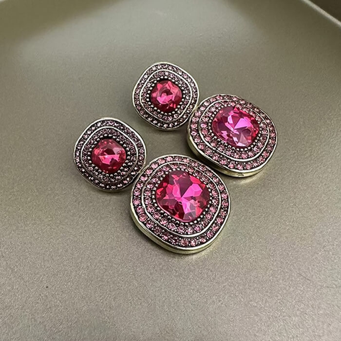 Cart-exclusive Free Gift:₵35 Value